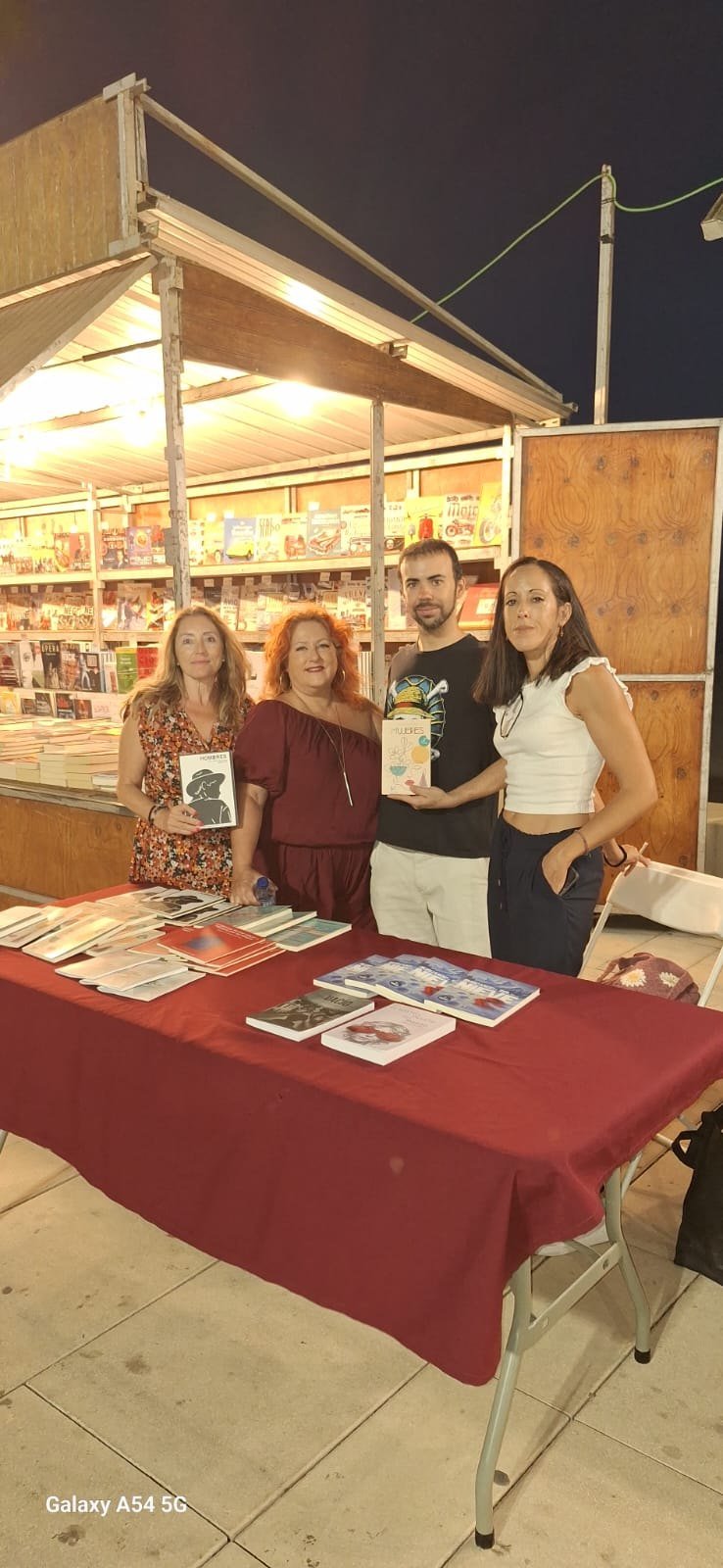 Nuria Ruiz en la XXXI Feria del Libro de Estepona